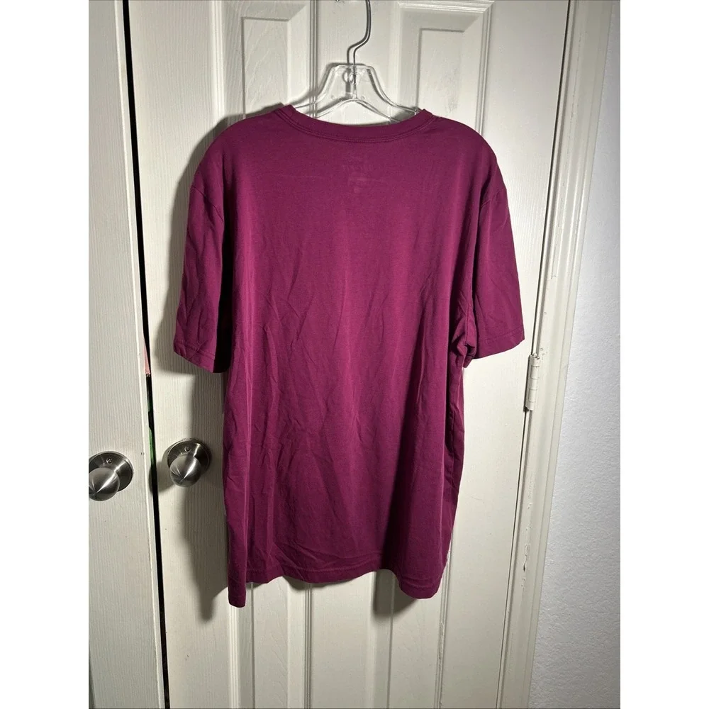 Nike Dri Fit LeBron James Mens Size XL Burgundy Short Sleeve Graphic‎ T Shirt